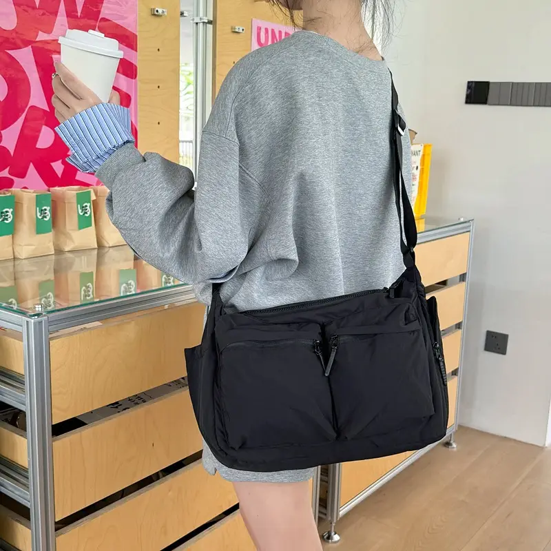 New Casual Shoulder Bag for Men Women Large Capacity Nylon — feature 13