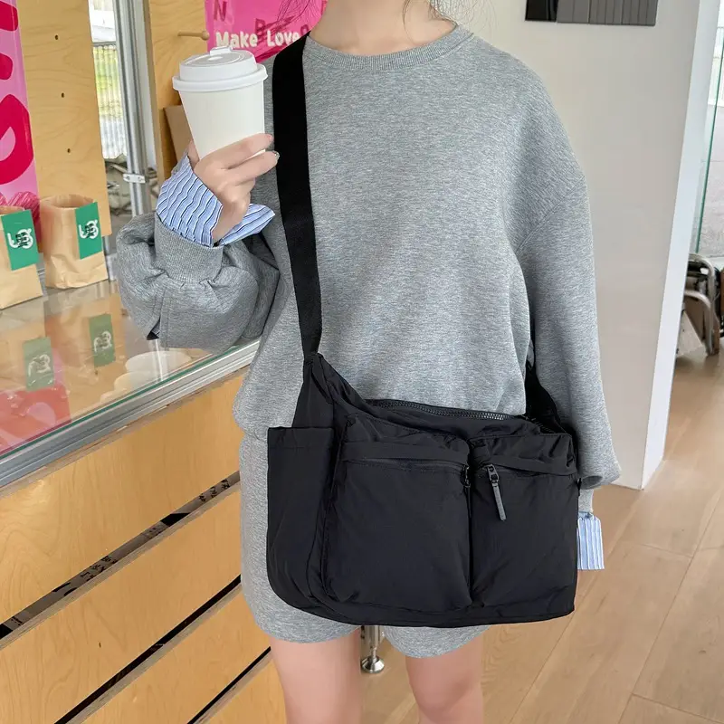 New Casual Shoulder Bag for Men Women Large Capacity Nylon — feature 15