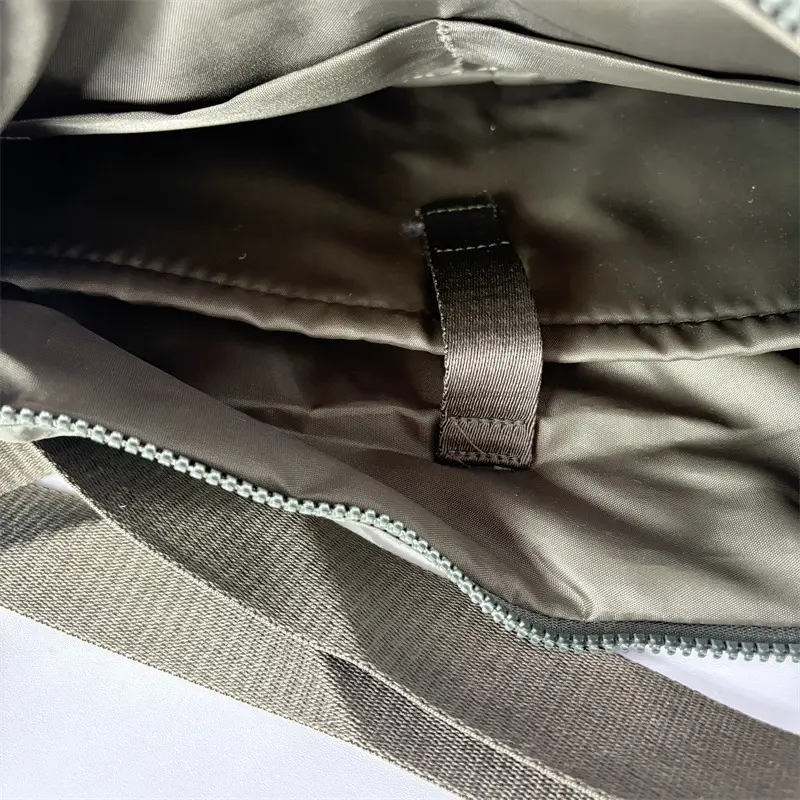New Casual Shoulder Bag for Men Women Large Capacity Nylon — feature 36