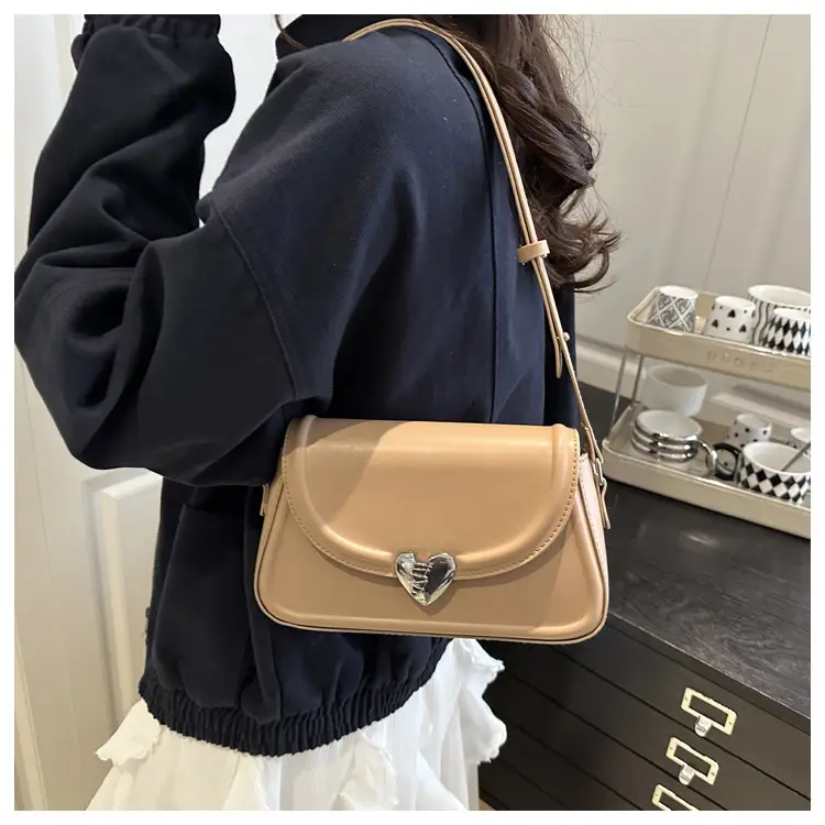Black Heart Logo Shoulder Bag for Women — feature 15