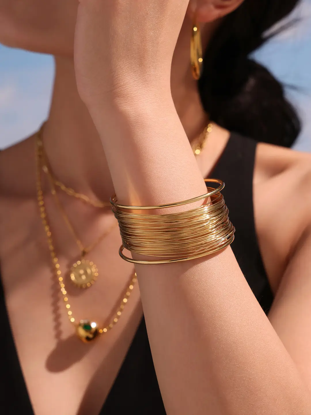 Cube European and American Exaggerated Multi-layer Open Bracelet Stainless Steel Gold Plated Ins Cool Style Arm Ring Light Luxury Color-retaining Bracelet — feature 4