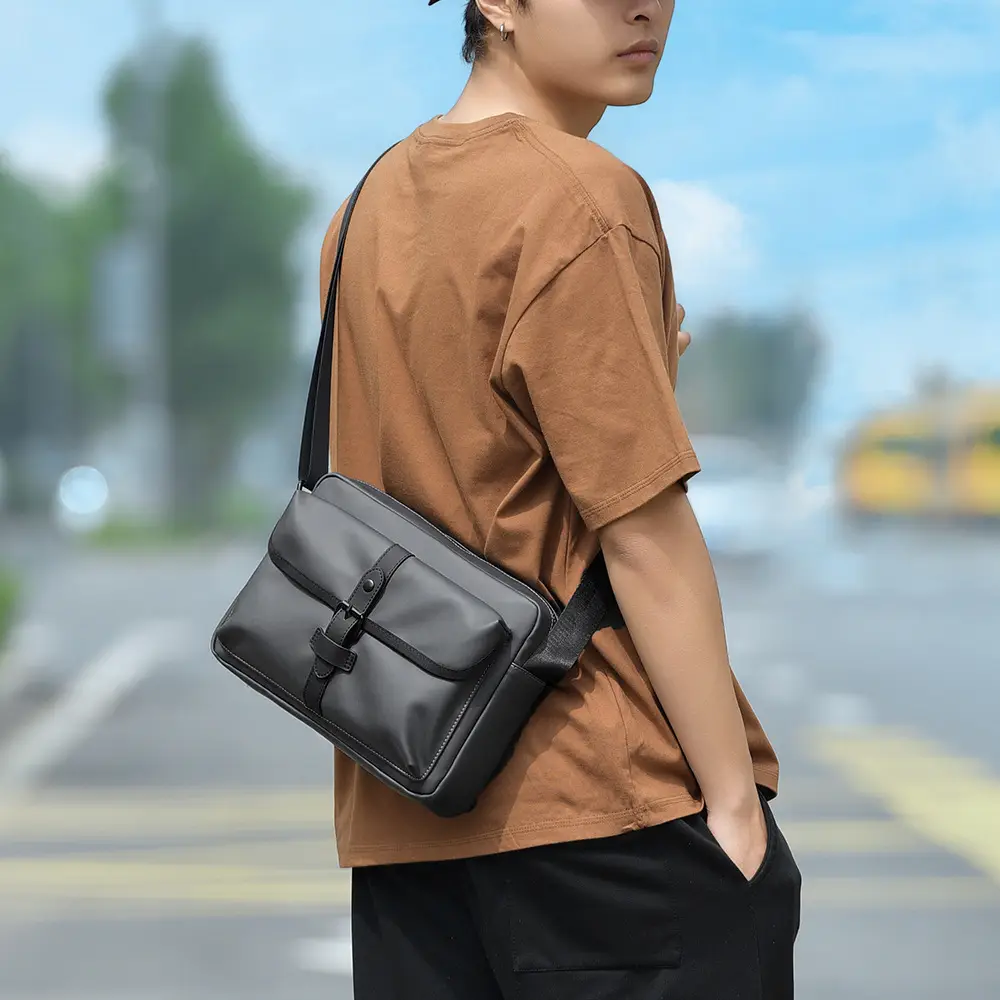 Japanese Style Leather Shoulder Bag Large Capacity Men - Image 7