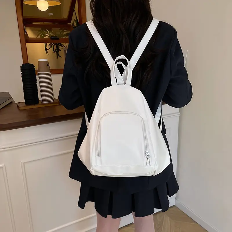 Lightweight Silver Women's Crossbody Backpack Multi-Use - Image 7