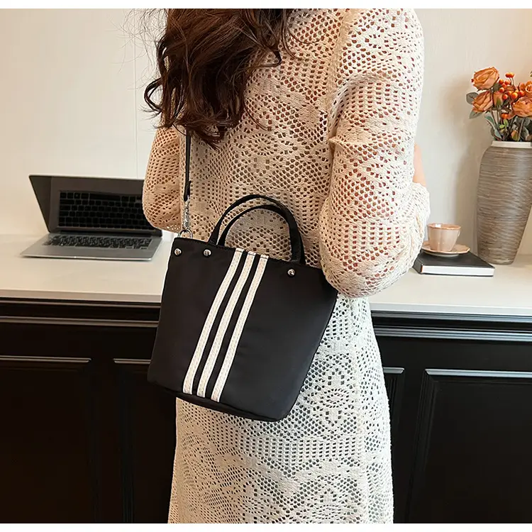 Women's Black Nylon Bucket Bag 2025 Summer — feature 18