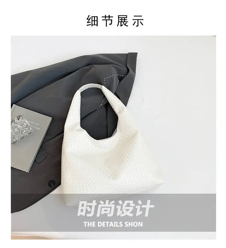 Red Knitted Shoulder Bag for Women 2025 — feature 3