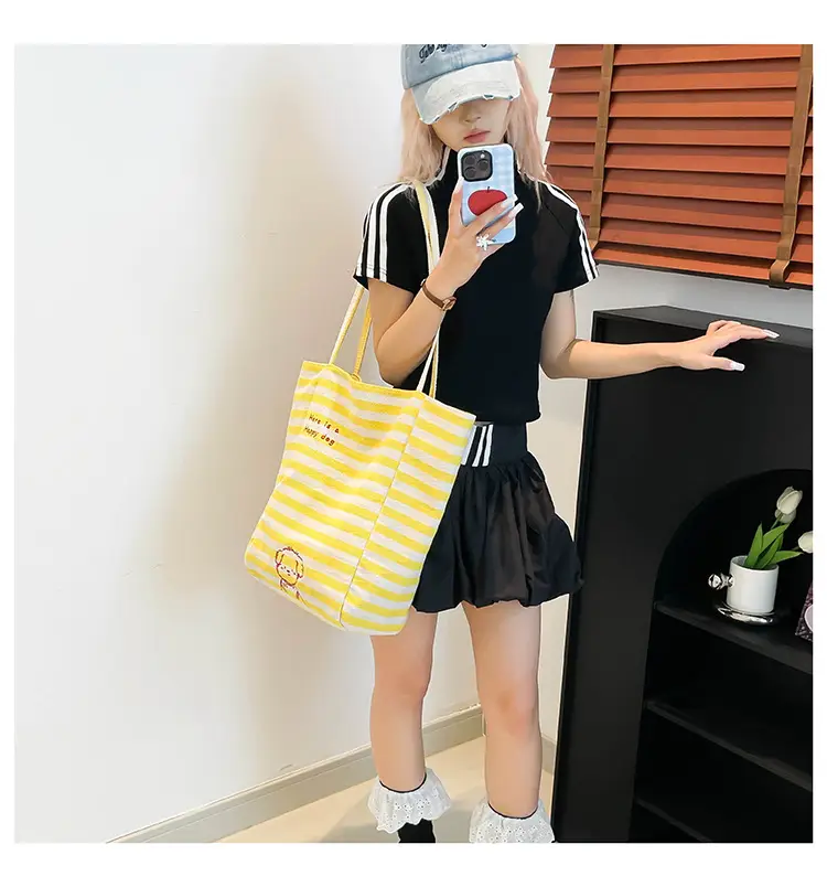 Women Red Striped Canvas Commuting Bag Large Capacity — feature 12