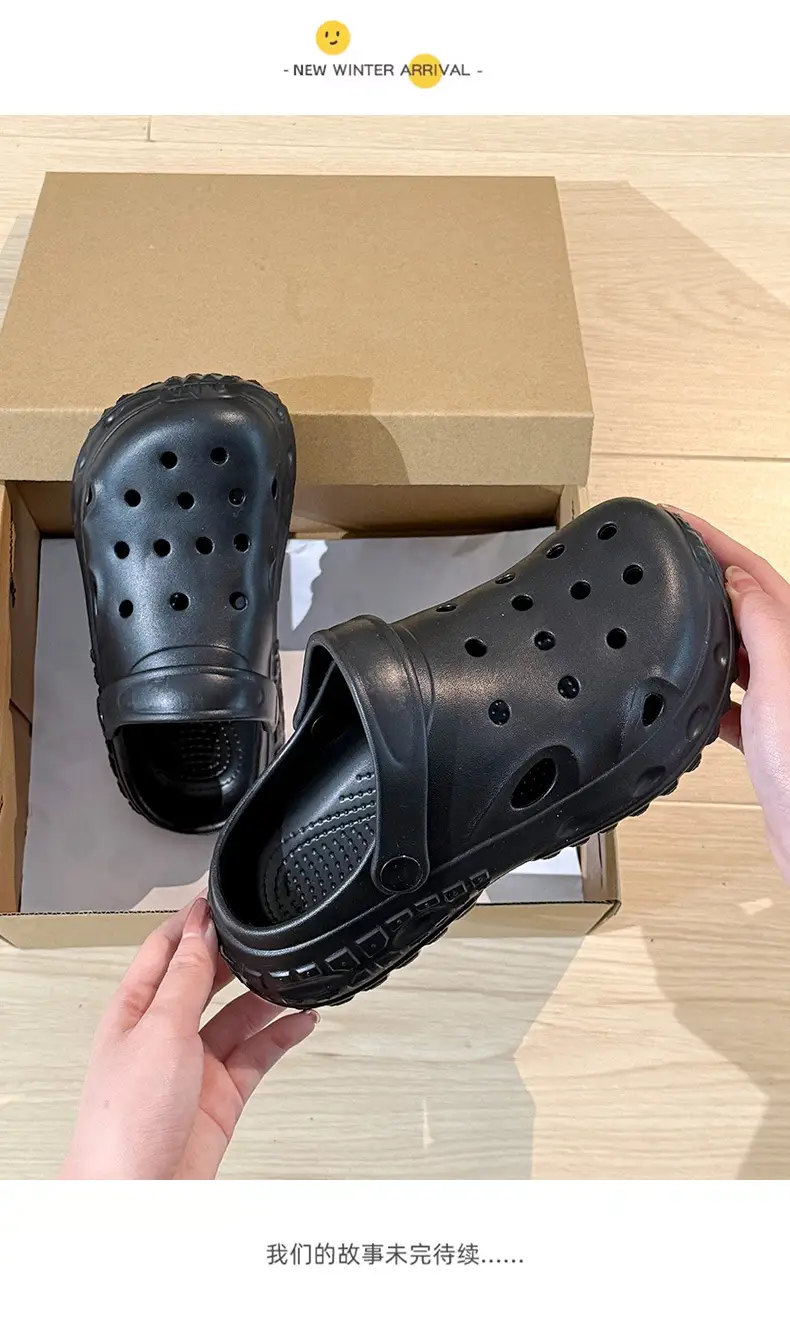 Black Croc Sandals for Men Women Summer 2025 — feature 5