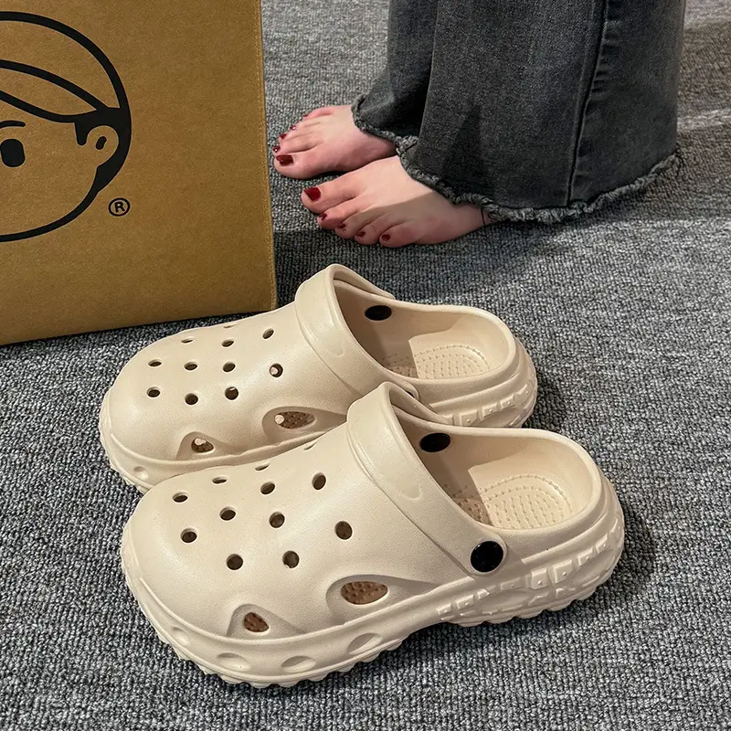 Black Croc Sandals for Men Women Summer 2025 - Image 2