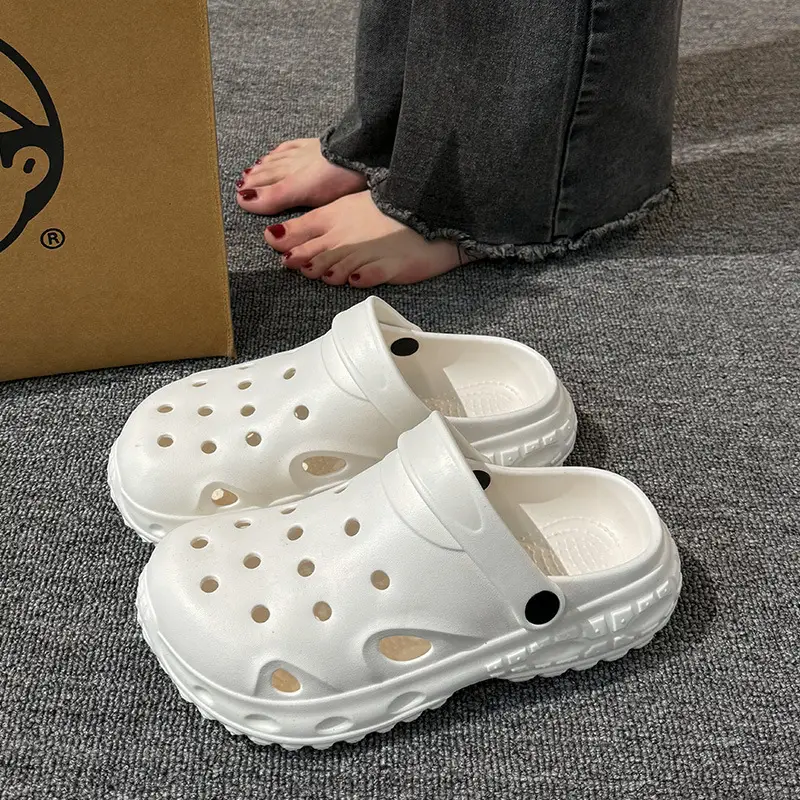 Black Croc Sandals for Men Women Summer 2025 - Image 3