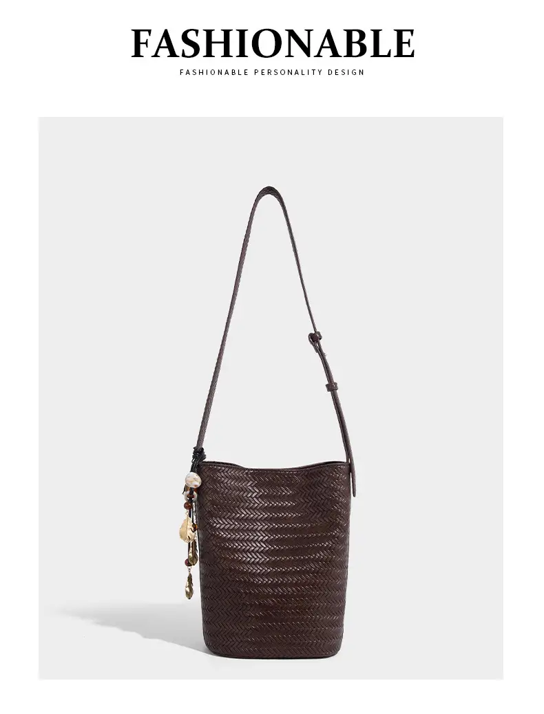 2025 New Summer Retro Woven Handbag Tan One Shoulder — feature 27