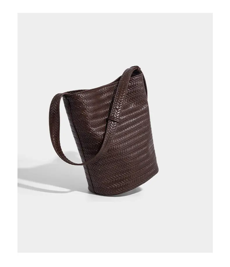 2025 New Summer Retro Woven Handbag Tan One Shoulder — feature 32