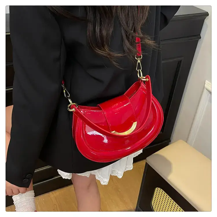 Red Korean Style Shoulder Bag for Women 2025 — feature 18