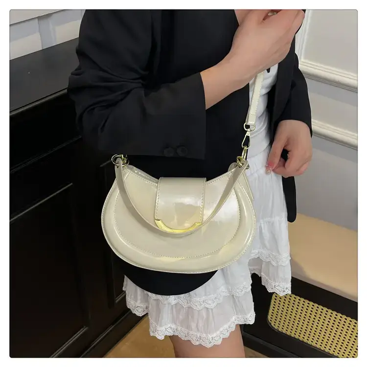 Red Korean Style Shoulder Bag for Women 2025 — feature 24