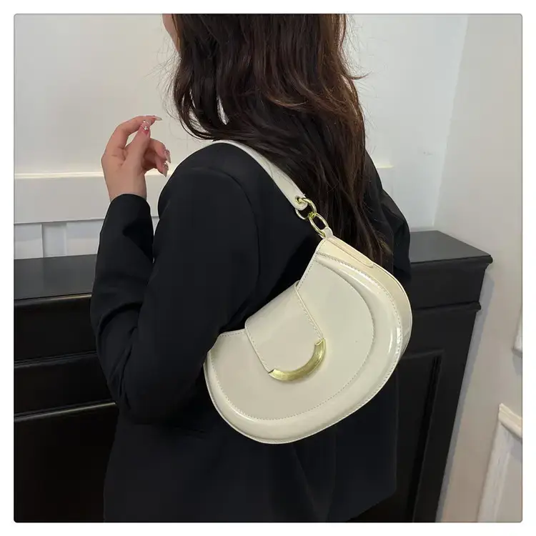 Red Korean Style Shoulder Bag for Women 2025 — feature 27