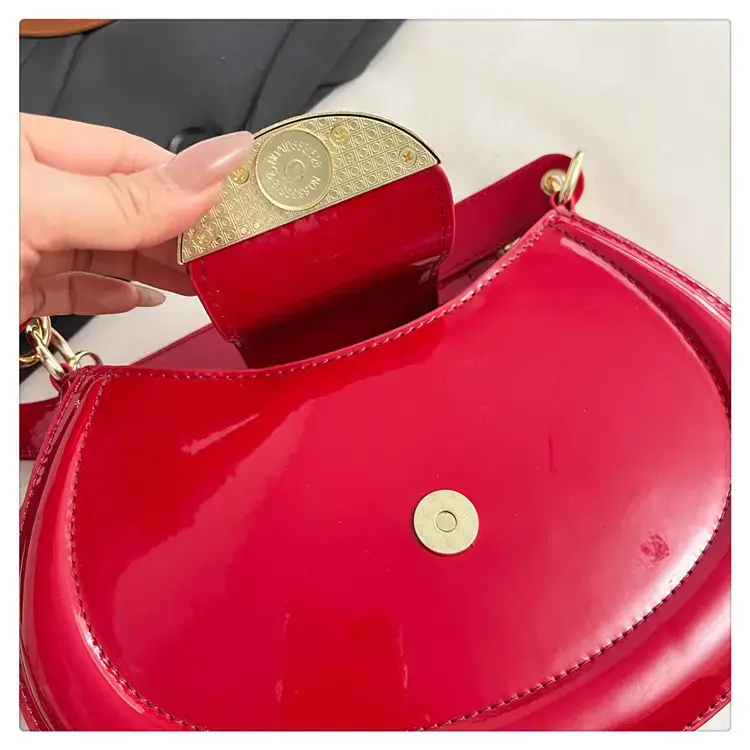Red Korean Style Shoulder Bag for Women 2025 — feature 48