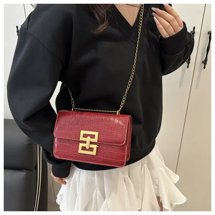Crossbody Bag with Gold Chain for Women — feature 27
