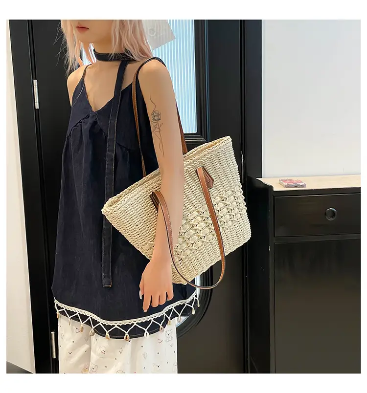 Women Straw Beach Bag Large Capacity Leather Handle — feature 8
