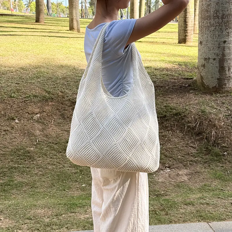 New Rhombus Knitted Beach Bag Large Capacity Straw Woven — feature 10