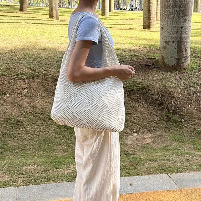 New Rhombus Knitted Beach Bag Large Capacity Straw Woven — feature 9