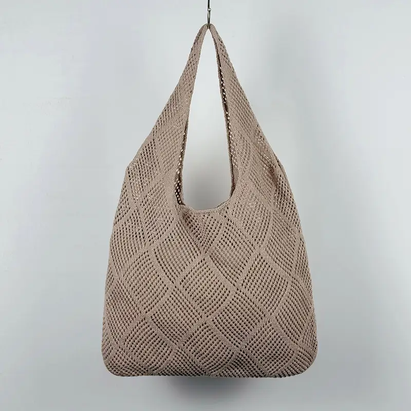 New Rhombus Knitted Beach Bag Large Capacity Straw Woven - Image 3