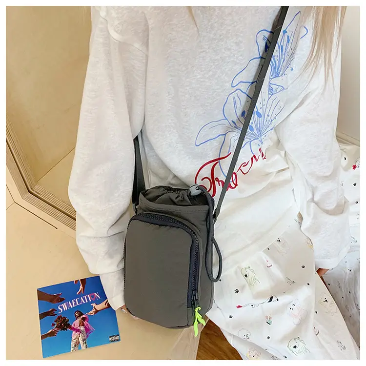 Trendy Crossbody Phone Bag for Students Women — feature 11