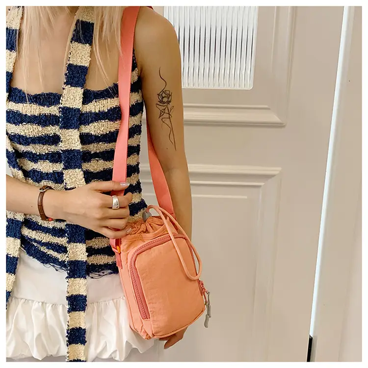 Trendy Crossbody Phone Bag for Students Women — feature 17