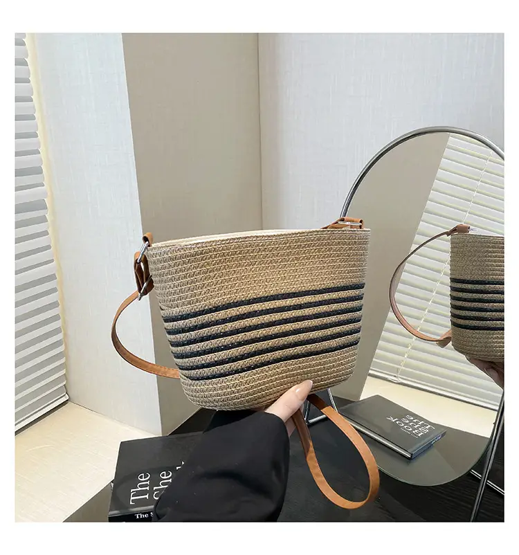 Women Straw Woven Bucket Bag Large Capacity One Shoulder — feature 19