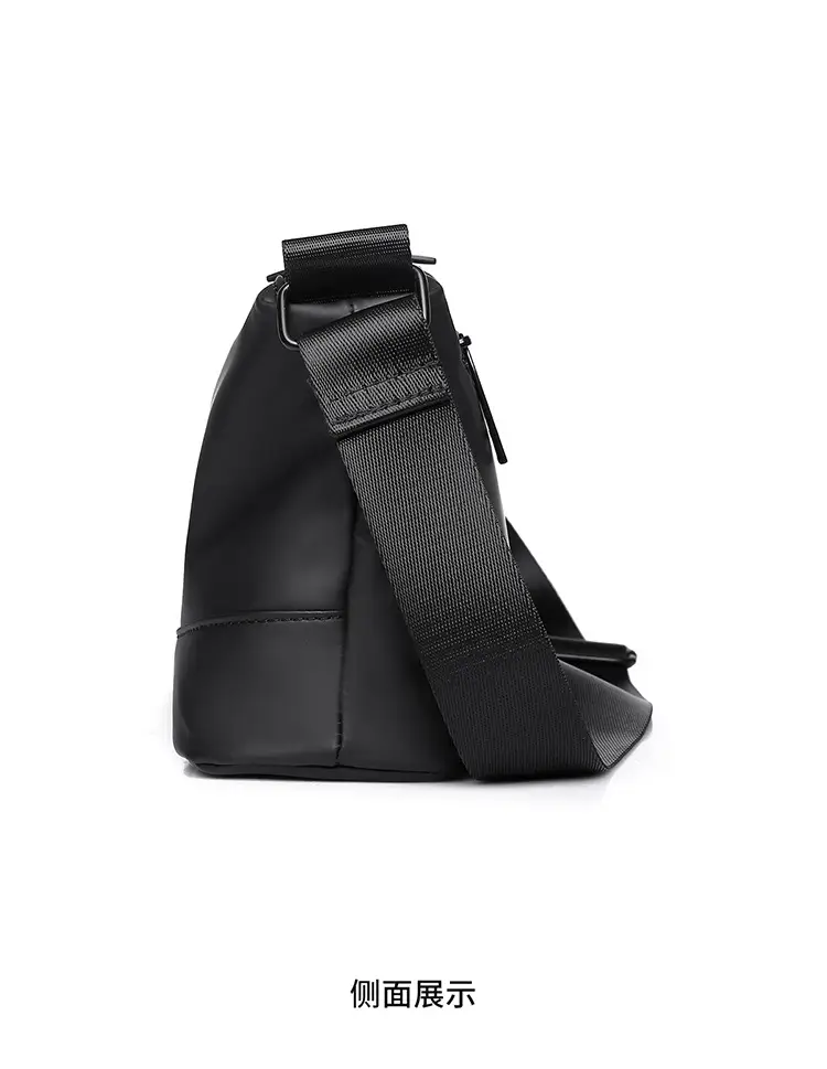 Men's Black Shoulder Bag with Water-Repellent Leather Membrane — feature 24