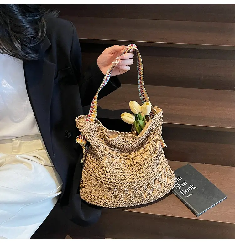 Vintage Beach Woven Straw Bag Large Capacity Shoulder Bag — feature 22
