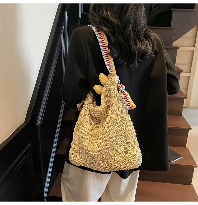 Vintage Beach Woven Straw Bag Large Capacity Shoulder Bag — feature 27