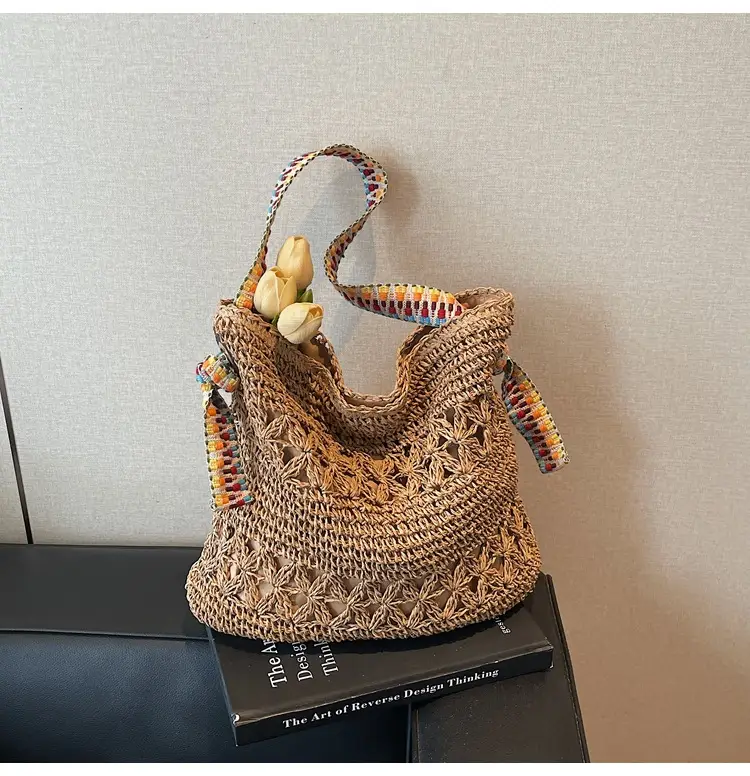 Vintage Beach Woven Straw Bag Large Capacity Shoulder Bag - Image 2