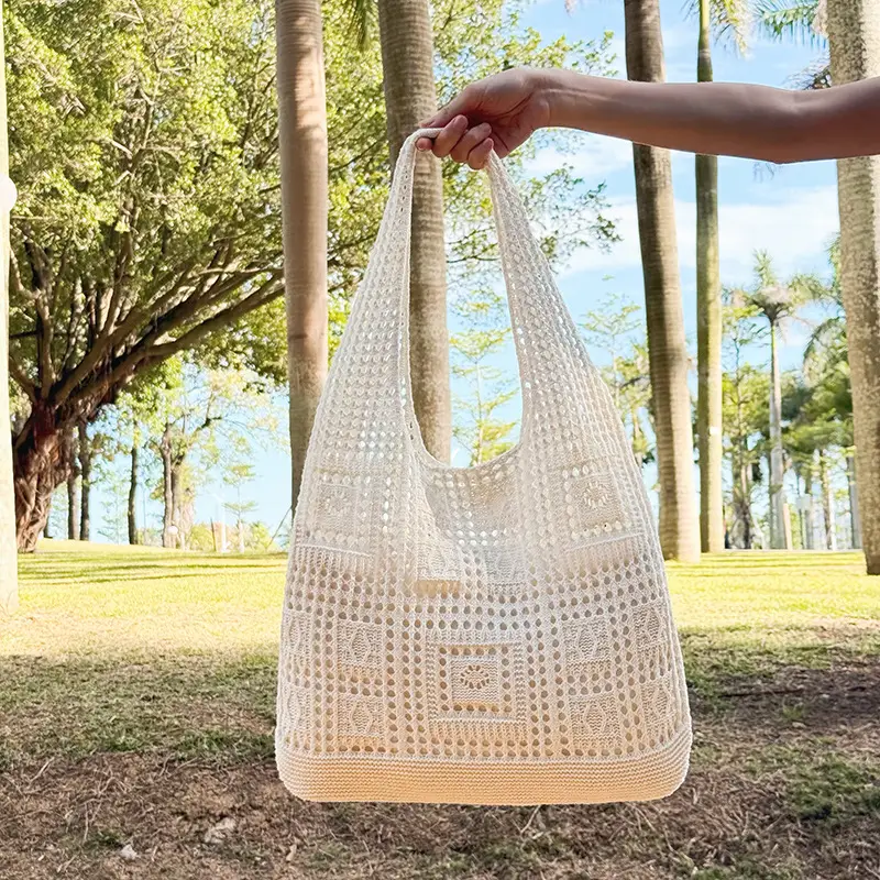 Women's White Knitted Crossbody Bag Large Capacity - Image 9