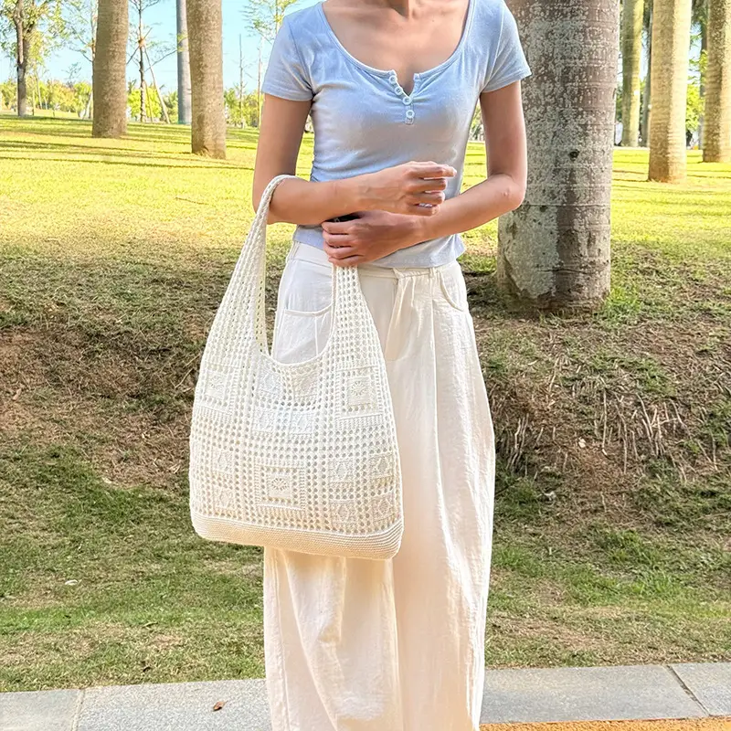 Women's White Knitted Crossbody Bag Large Capacity — feature 9