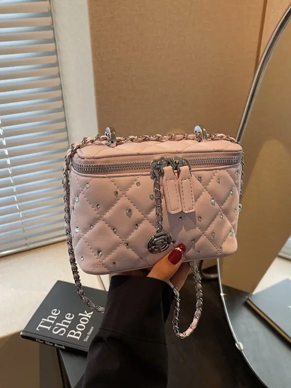 Chanel-Style Quilted Chain Shoulder Bag for Women 2026 - Image 7