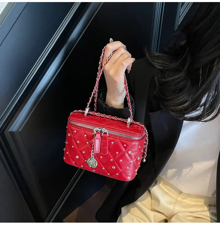 Chanel-Style Quilted Chain Shoulder Bag for Women 2026 — feature 24