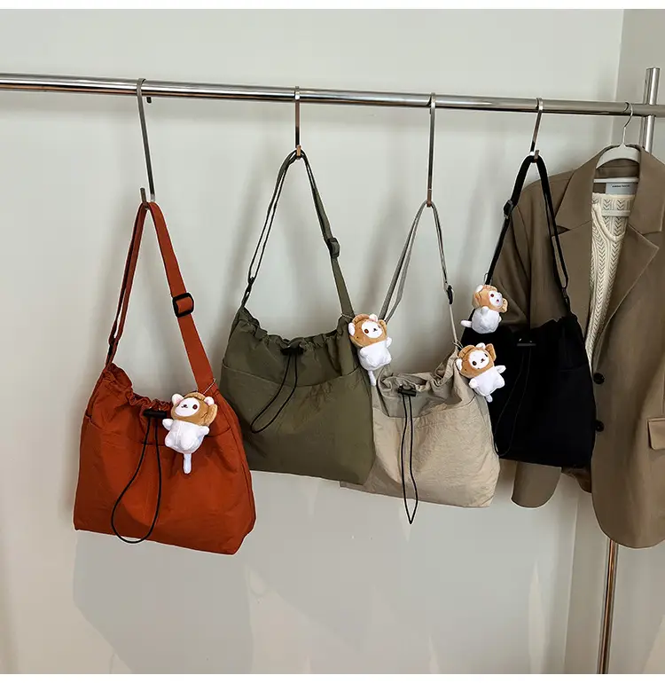Women's Beige Drawstring Shoulder Bag with Cute Bear Earring — feature 32