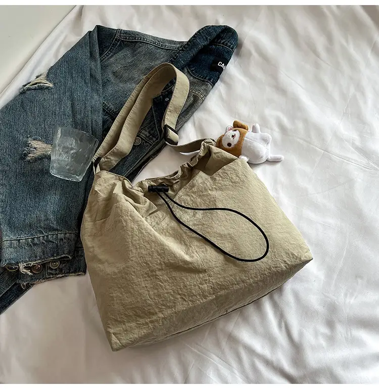 Women's Beige Drawstring Shoulder Bag with Cute Bear Earring — feature 33