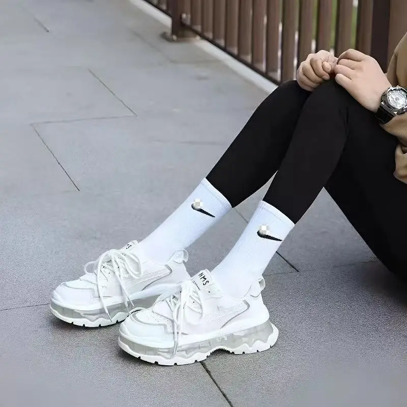 Wholesale Soviet Nike West Hook Socks for Men and Women, Casual and Versatile Long-Tube Student Sports Running — feature 4
