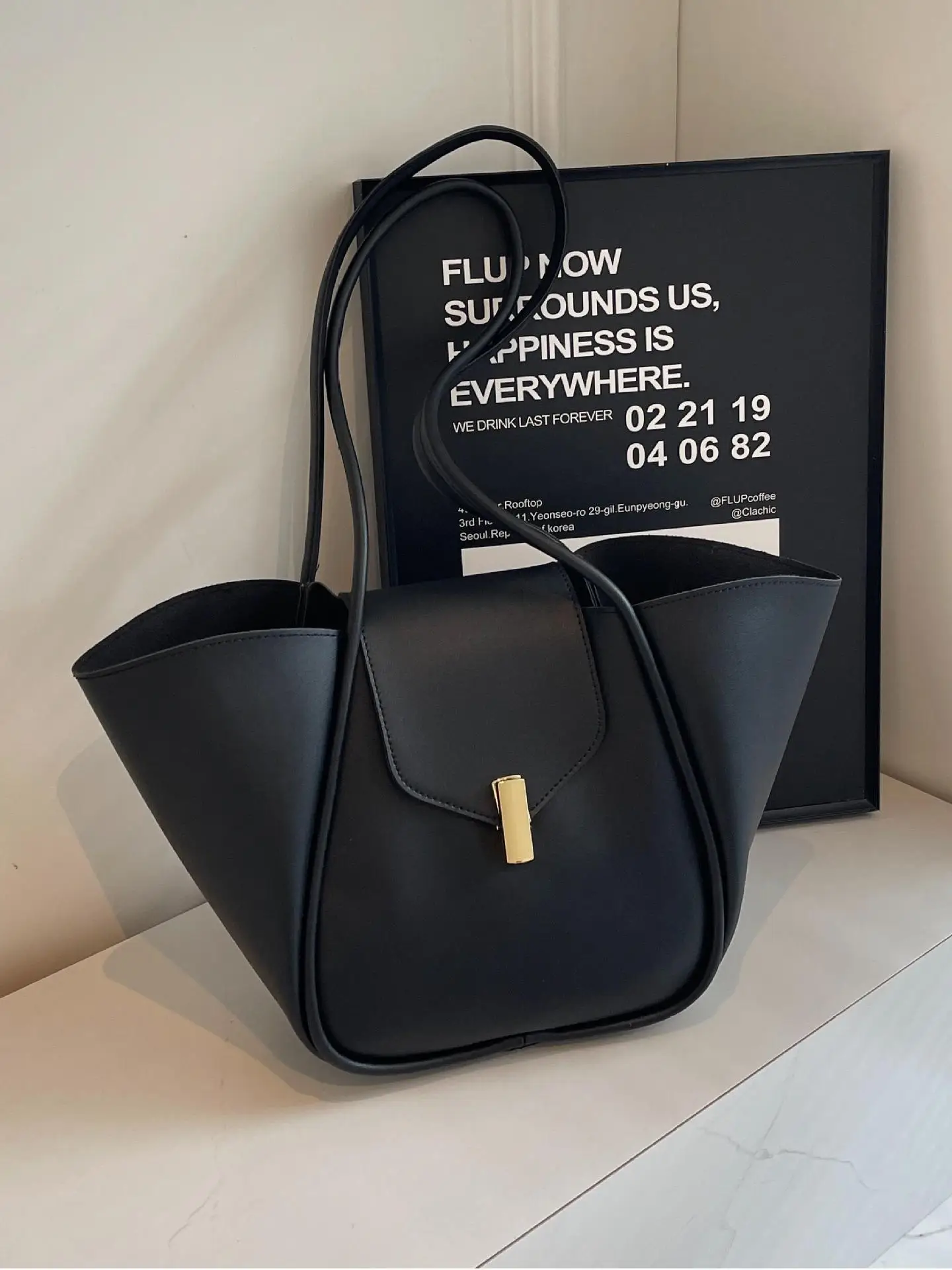 Brown Crossbody Shoulder Bag for Women with Gold Clasp - Image 7