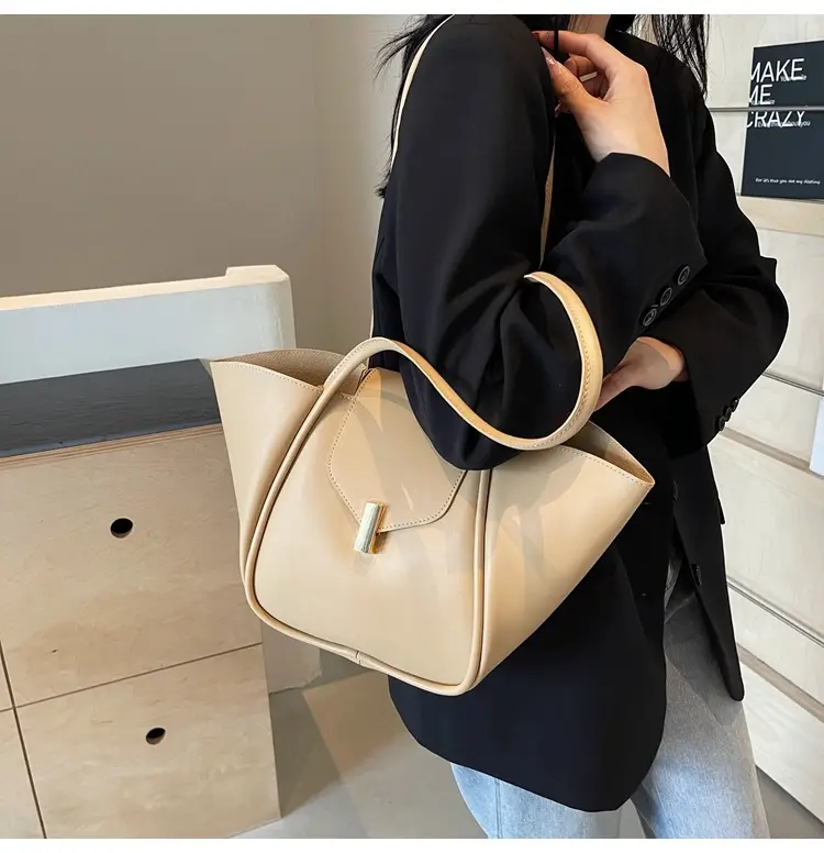 Brown Crossbody Shoulder Bag for Women with Gold Clasp — feature 32