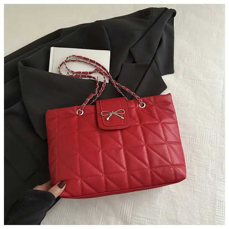Diamond Chain Shoulder Bag Large Capacity 2025 - Image 3
