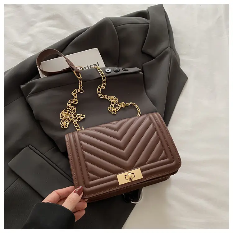 Black Embossed Chain Shoulder Bag for Women 2025 — feature 21