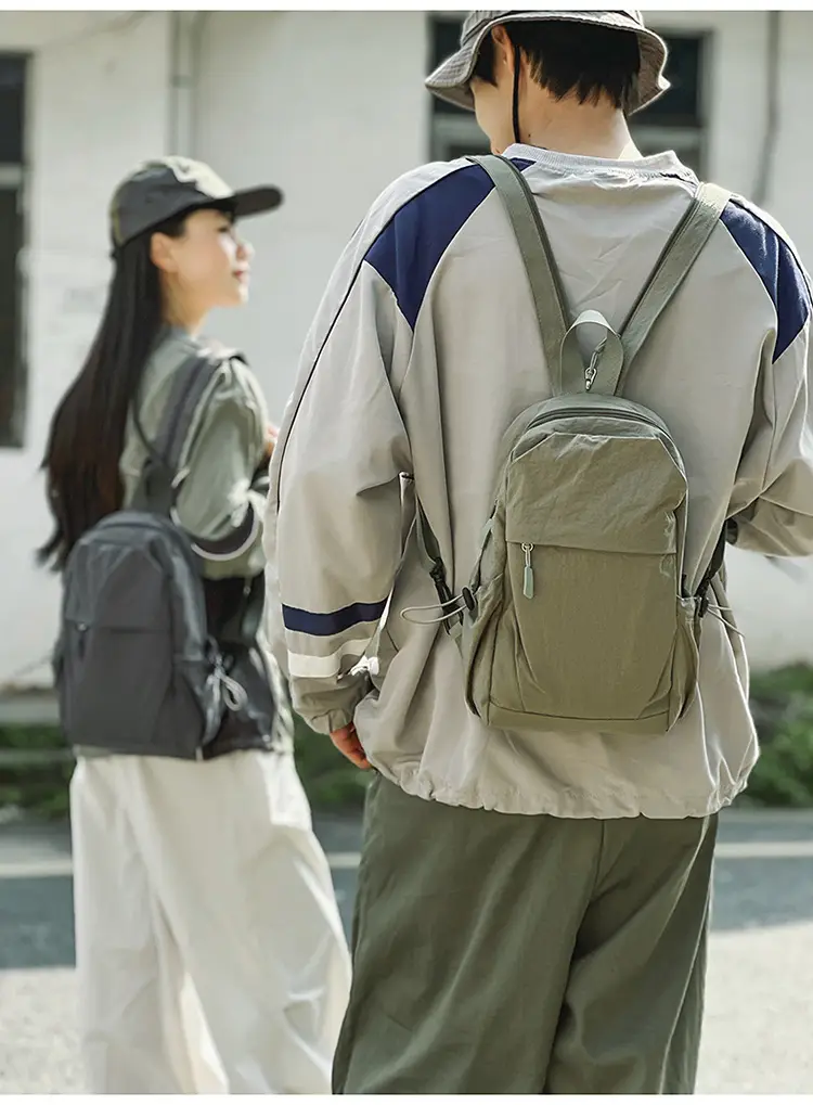 Men's New Nylon Crossbody Travel Bag Grey — feature 15