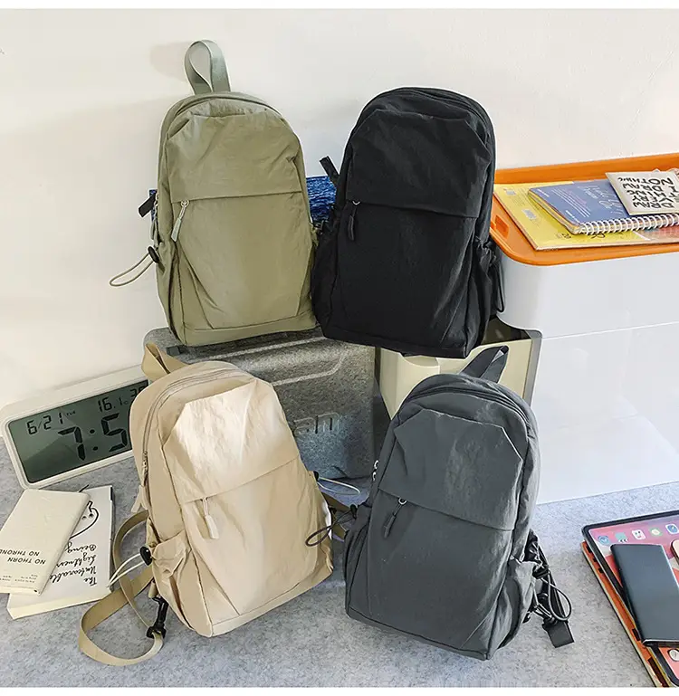 Men's New Nylon Crossbody Travel Bag Grey — feature 20