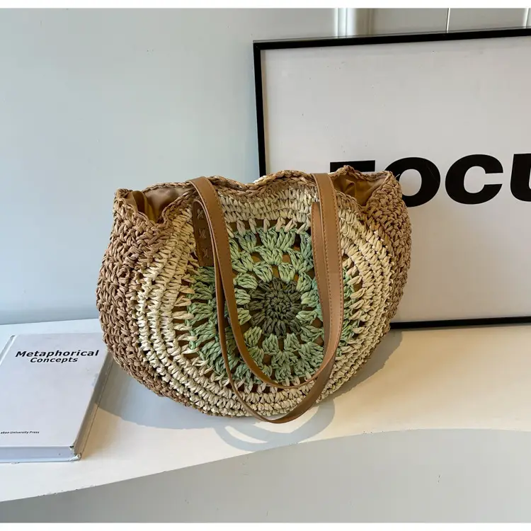2025 Straw Shoulder Bag with Floral Design — feature 25