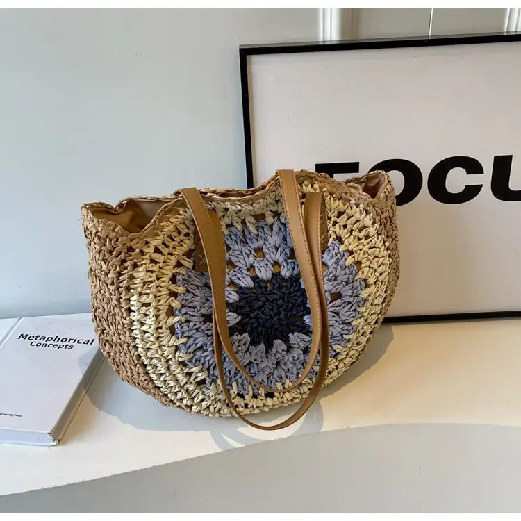 2025 Straw Shoulder Bag with Floral Design — feature 27