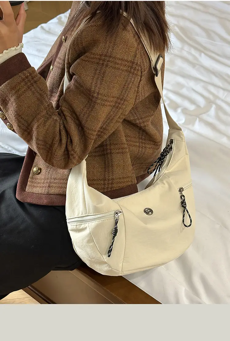 Women's Yellow Nylon Crossbody Bag Large Capacity 2025 — feature 10