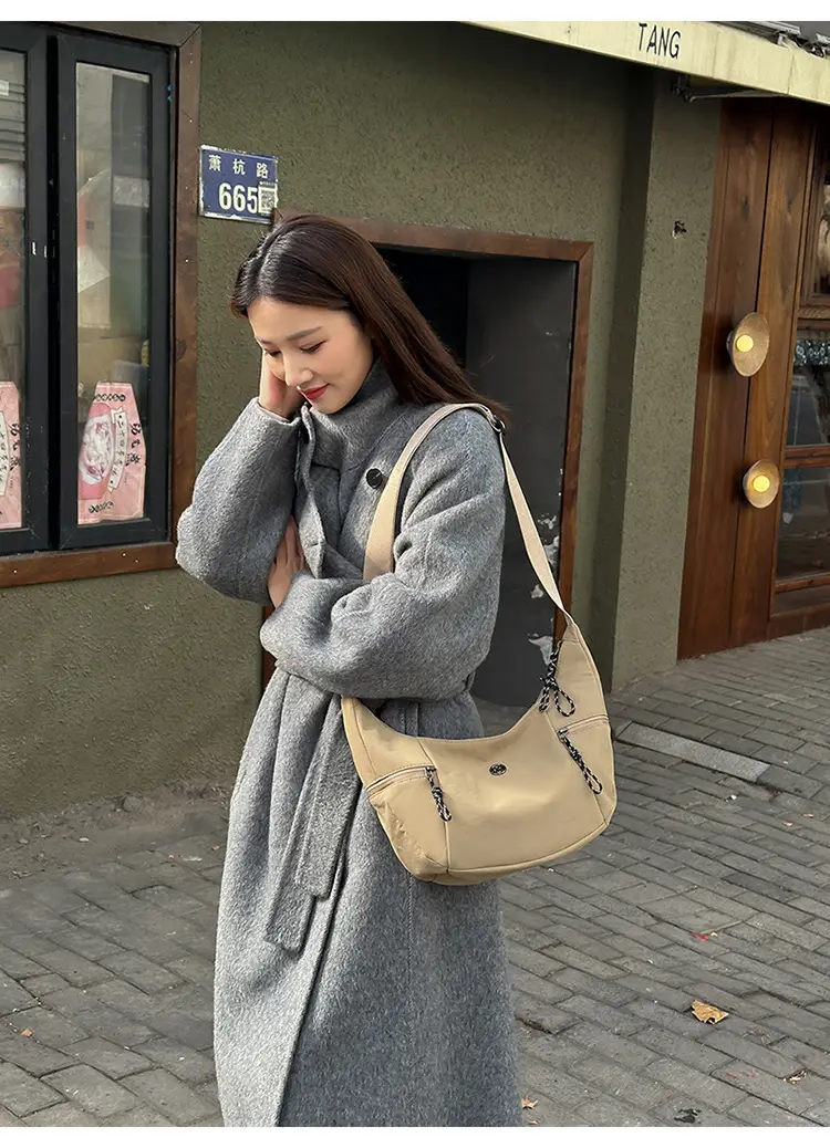 Women's Yellow Nylon Crossbody Bag Large Capacity 2025 — feature 15