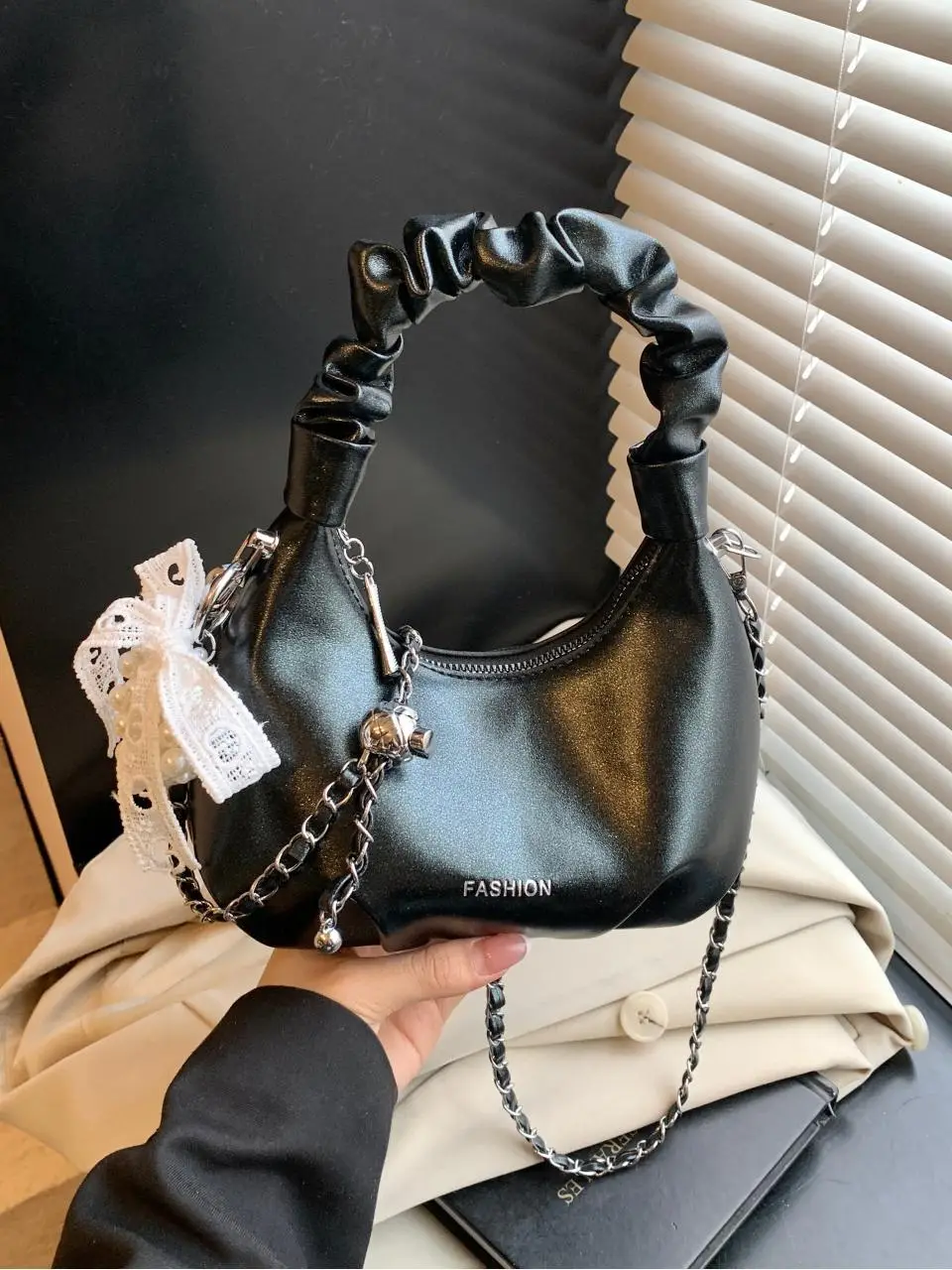 Women's Pleated Pearl Crossbody Bag 2025
