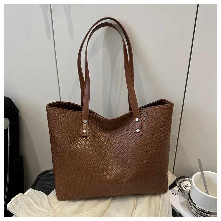 Women's Red Textured Shoulder Tote Bag Large Capacity — feature 22